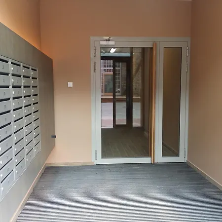 Appartement Urban Escape In Tallinn's Heart *